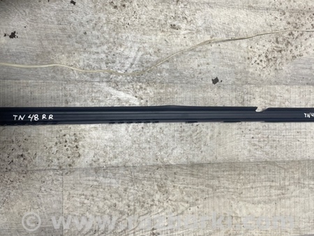 ФОТО Уплотнитель стекла двери для Subaru Legacy VII BW (19-25) Київ