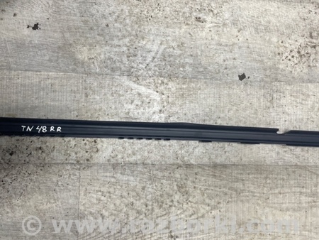 ФОТО Уплотнитель стекла двери для Subaru Legacy VII BW (19-25) Київ