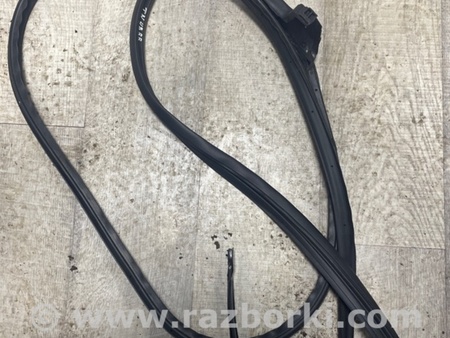 ФОТО Уплотнительная резинка боковой двери для Subaru Legacy VII BW (19-25) Київ