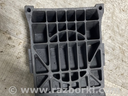 ФОТО Противооткатный упор для Land Rover Range Rover IV L405 (12-21) Київ