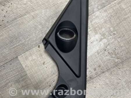 ФОТО Уплотнитель стекла двери для Land Rover Range Rover IV L405 (12-21) Київ