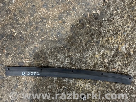 ФОТО Уплотнительная резинка капота для Land Rover Range Rover IV L405 (12-21) Київ