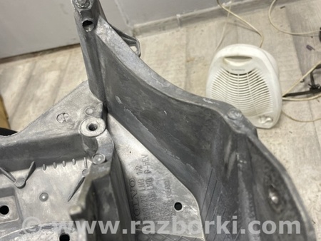 ФОТО Кронштейн для Volvo XC90 II SPA (2015-) Київ