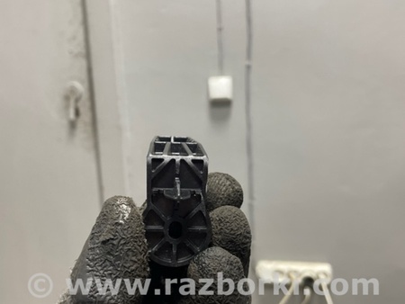 ФОТО Кронштейн для Volvo XC90 II SPA (2015-) Київ