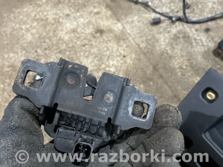 ФОТО Замок капота для Land Rover Range Rover IV L405 (12-21) Київ