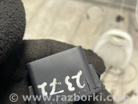 ФОТО Кнопка открывания багажника для Land Rover Range Rover IV L405 (12-21) Київ