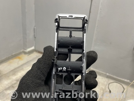 ФОТО пластик двери для Land Rover Range Rover IV L405 (12-21) Київ