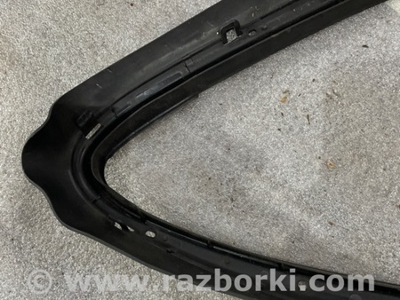 ФОТО Уплотнительная резинка для Porsche Macan I 95B +FL (13-18) Київ