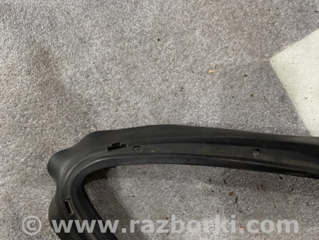 ФОТО Уплотнительная резинка для Porsche Macan I 95B +FL (13-18) Київ