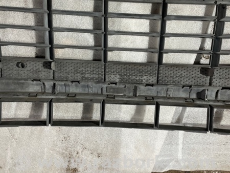 ФОТО Решетка в бампер для Porsche Macan I 95B +FL (13-18) Київ