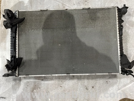 ФОТО Радиатор охлаждения двигателя для Porsche Macan I 95B +FL (13-18) Київ