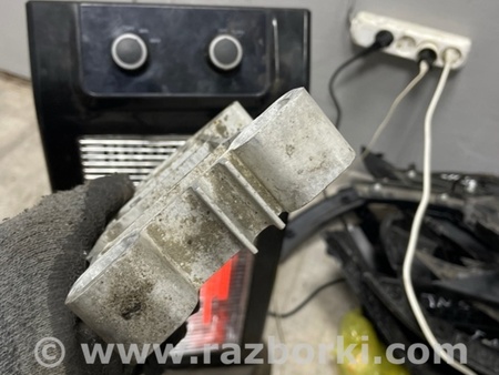 ФОТО Кронштейн для Porsche Macan I 95B +FL (13-18) Київ