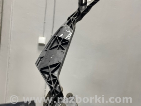 ФОТО Кронштейн для Porsche Macan I 95B +FL (13-18) Київ