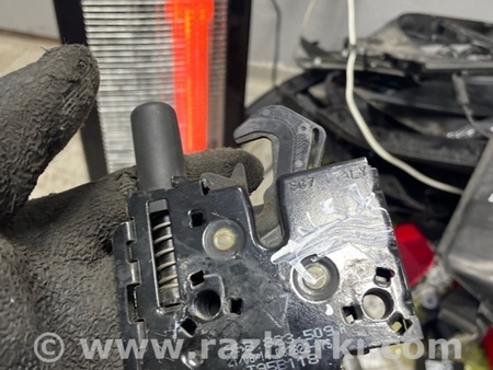 ФОТО Замок капота для Porsche Macan I 95B +FL (13-18) Київ