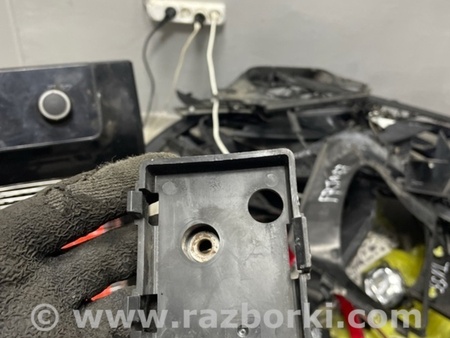 ФОТО Кронштейн для Porsche Macan I 95B +FL (13-18) Київ