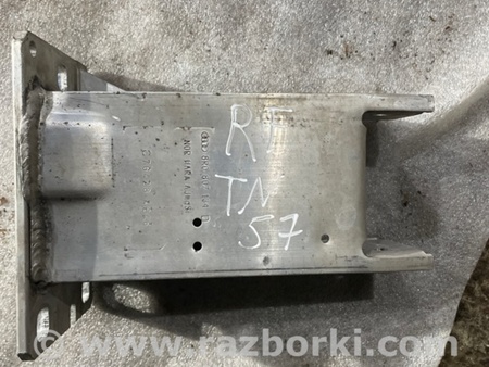 ФОТО Кронштейн для Porsche Macan I 95B +FL (13-18) Київ