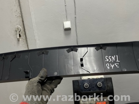 ФОТО Обшивка двери багажника для Subaru Crosstrek 3 GU (2022-) Київ