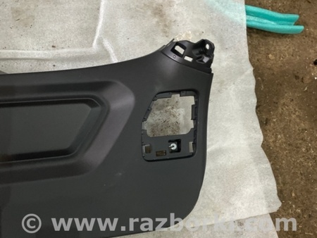 ФОТО Обшивка двери багажника для Subaru Crosstrek 3 GU (2022-) Київ