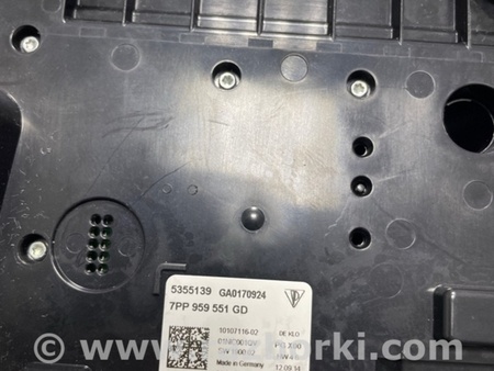 ФОТО Плафон подсветки салона для Porsche Macan I 95B +FL (13-18) Київ