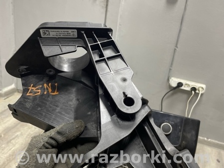 ФОТО Кронштейн для Porsche Macan I 95B +FL (13-18) Київ