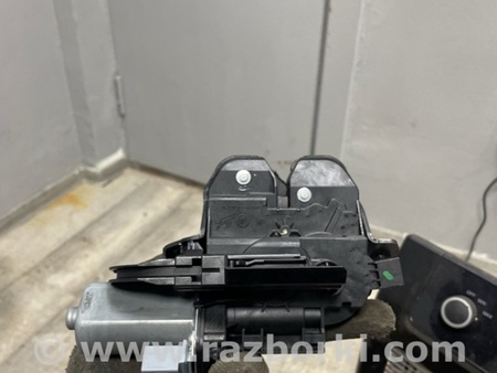 ФОТО Замок двери багажника для Porsche Macan I 95B +FL (13-18) Київ