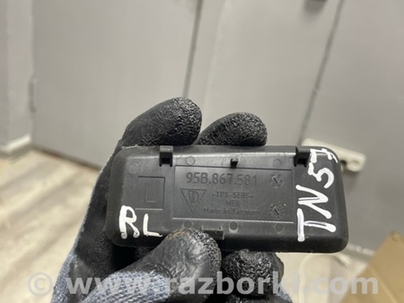 ФОТО Обшивка двери багажника для Porsche Macan I 95B +FL (13-18) Київ