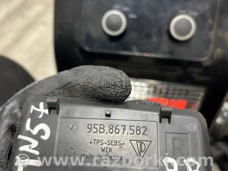 ФОТО Обшивка двери багажника для Porsche Macan I 95B +FL (13-18) Київ