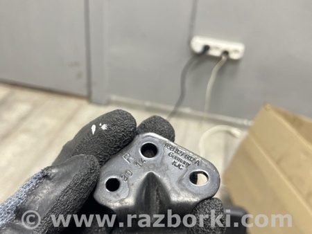 ФОТО Кронштейн для Porsche Macan I 95B +FL (13-18) Київ