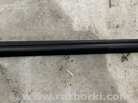 ФОТО Уплотнитель стекла двери для Subaru Outback VI BT (2019-) Київ