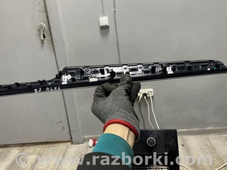 ФОТО пластик двери для Porsche Macan I 95B +FL (13-18) Київ