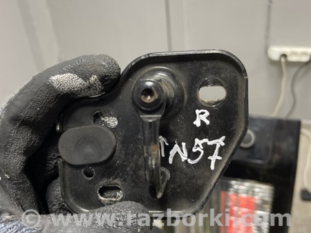 ФОТО Кронштейн замка капота для Porsche Macan I 95B +FL (13-18) Київ