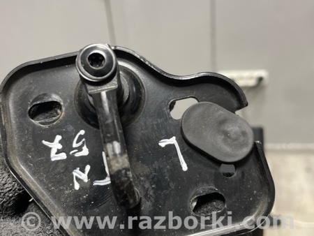 ФОТО Кронштейн замка капота для Porsche Macan I 95B +FL (13-18) Київ