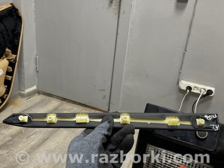 ФОТО Обшивка боковой двери для Subaru Outback VI BT (2019-) Київ