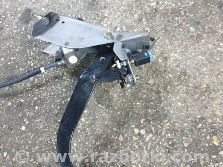 ФОТО Педаль сцепления для Subaru Forester SG S11 (02-08) Київ