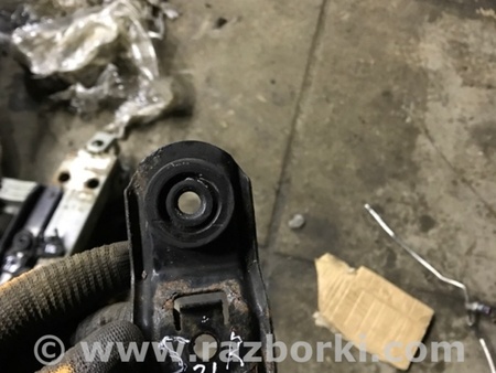 ФОТО Крепление радиатора правое для Subaru Forester SG S11 (02-08) Київ