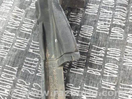 ФОТО Уплотнитель для BMW 5 F10 (10-17) Київ