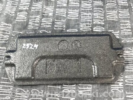 ФОТО Уплотнитель для BMW 5 F10 (10-17) Київ