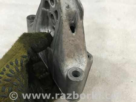 ФОТО Кронштейн для Porsche Cayenne Type 958 (10-18) Киев