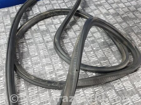 ФОТО Уплотнительная резинка для BMW 5 F10 (10-17) Київ