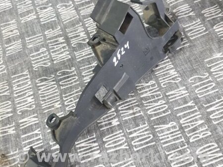 ФОТО Кронштейн для BMW 5 F10 (10-17) Київ