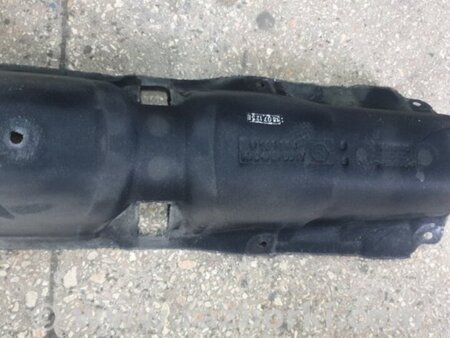 ФОТО Уплотнитель для BMW 5 F10 (10-17) Київ