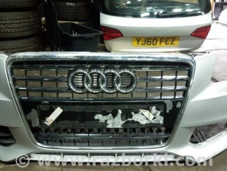 ФОТО Решетка бампера для Audi (Ауди) A4 IV B8 8K (07-15) Київ