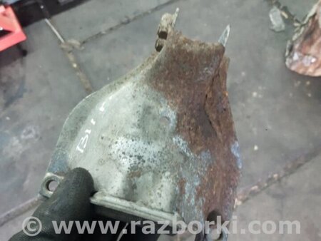 ФОТО Кронштейн передний правый для Audi (Ауди) A4 IV B8 8K (07-15) Київ