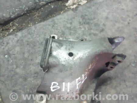 ФОТО Кронштейн передний левый для Audi (Ауди) A4 IV B8 8K (07-15) Київ