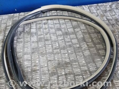 ФОТО Уплотнительная резинка задняя левая для Subaru Outback III BP/BL (03-09) Київ