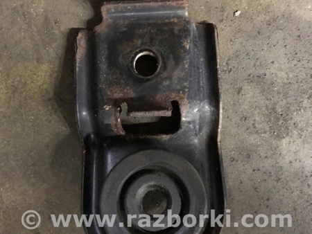 ФОТО Крепление радиатора для Subaru Legacy IV BL/BP (03-09) Київ