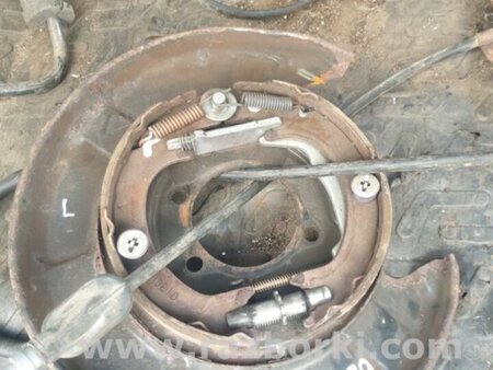 ФОТО Тормозной щиток задний левый для Subaru Tribeca B9 (05-08) Київ