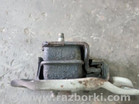 ФОТО Кронштейн правый для Subaru Legacy IV BL/BP (03-09) Київ