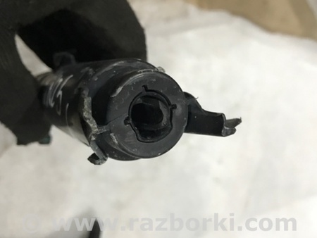 ФОТО Форсунка омывателя фары для Porsche Cayenne Type 958 (10-18) Киев