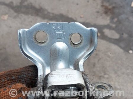 ФОТО Петля двери задняя правая для KIA Sorento 1 BL (02-09) Київ